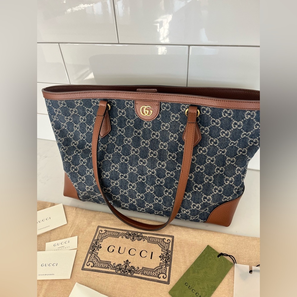 Authentic GUCCI GG Denim Medium Ophidia Tote, dust bag and cards